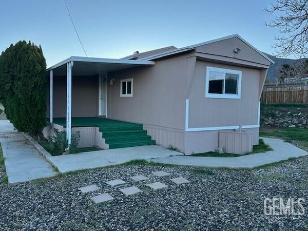 5651 Hooper Road, Weldon, CA 93283