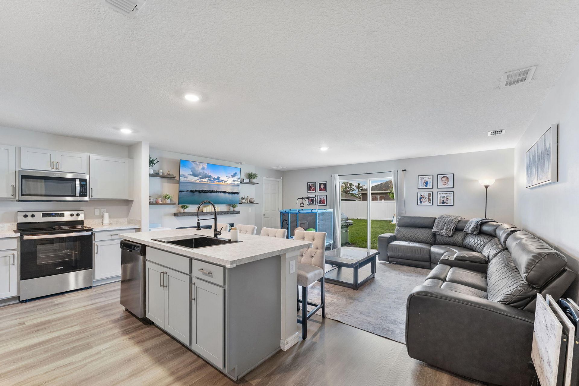 1556 SW Crater Avenue, Port Saint Lucie, FL 34953 Photo
