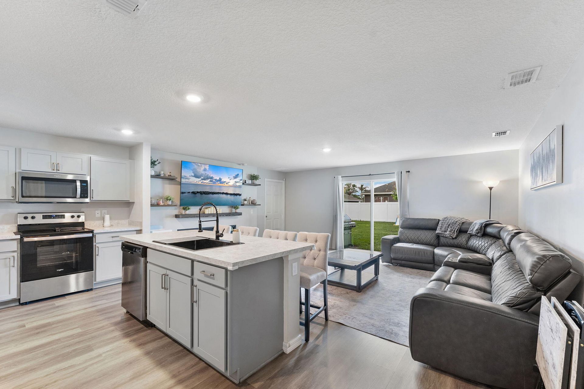 1556 SW Crater Avenue, Port Saint Lucie, FL 34953 Photo