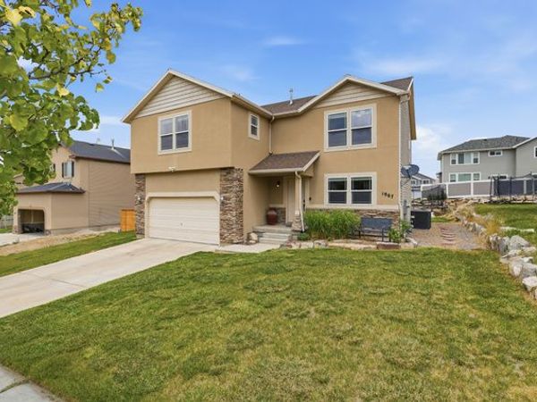 1967 E SYCAMORE DR, Eagle Mountain, UT 84005