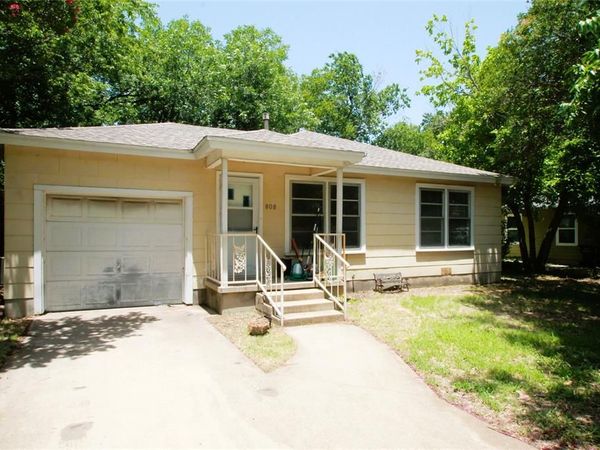 808 Emery Street, Denton, TX 76201