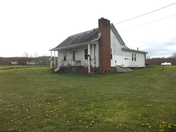 15 Blessings Abound Lane, Mabie, WV 26278