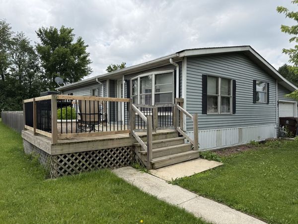 609 TANGLEWOOD Road, Matteson, IL 60443