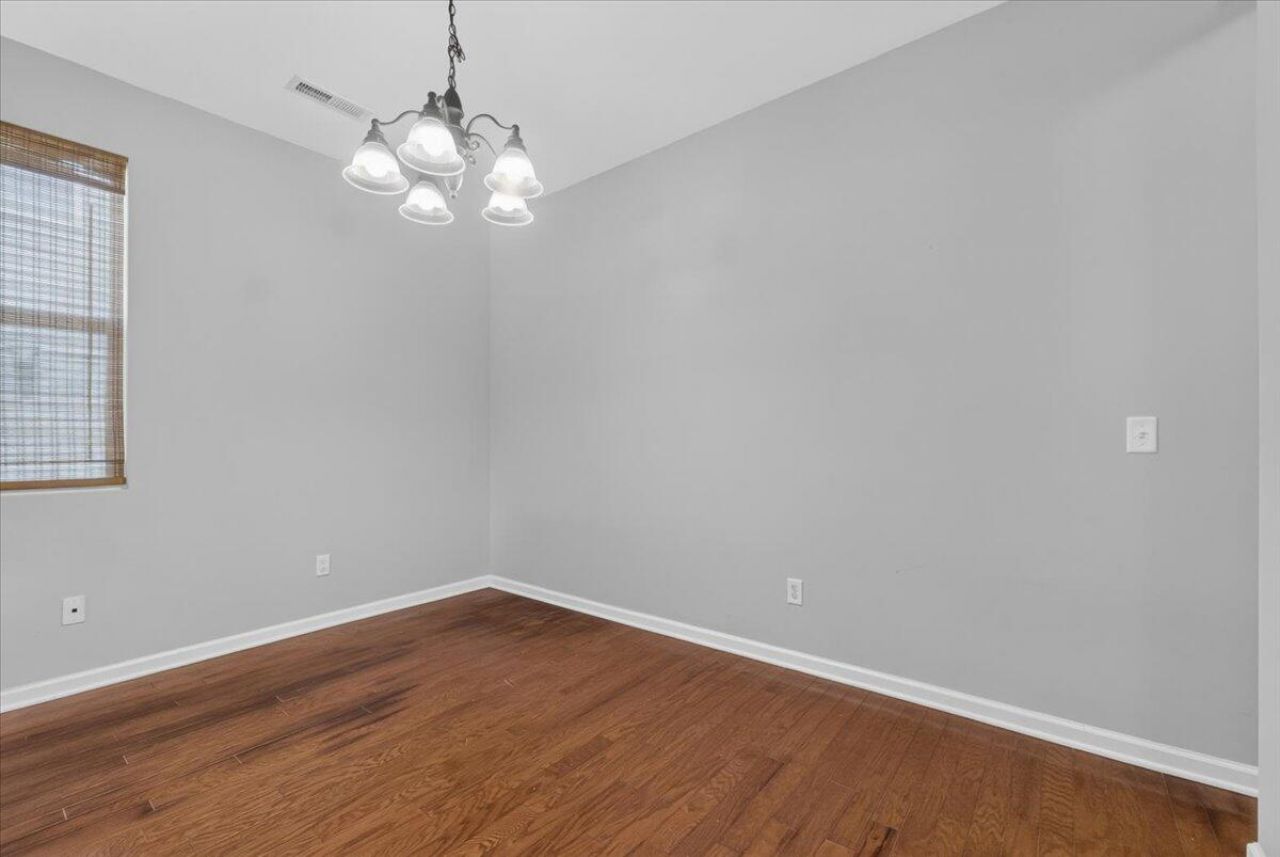 204 Decatur Drive Photo 12