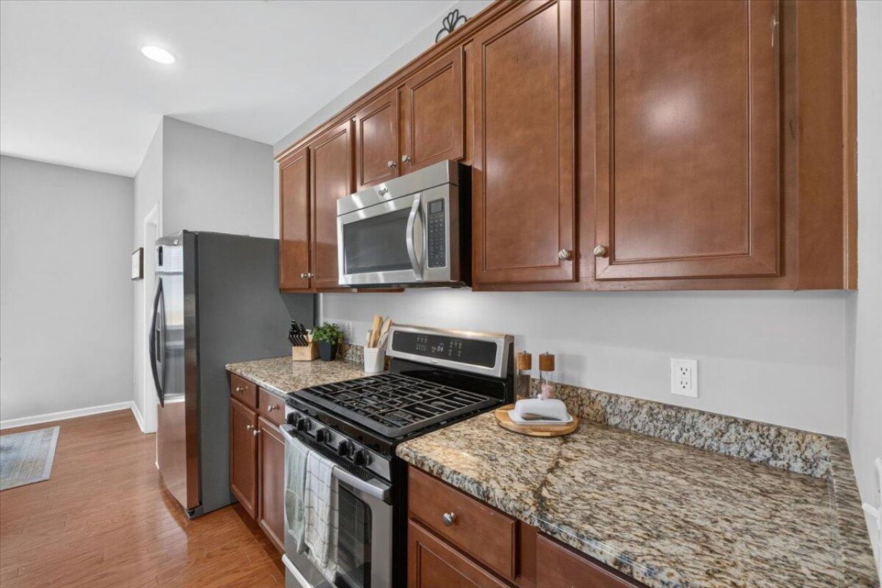 204 Decatur Drive Photo 13