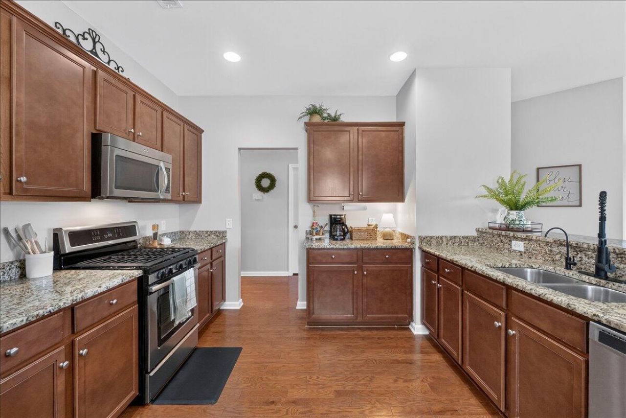 204 Decatur Drive Photo 14