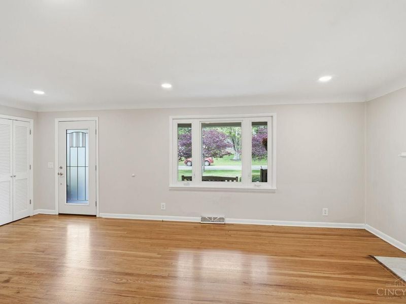 10250 Kerrianna Drive, Montgomery, OH 45242 Photo 11