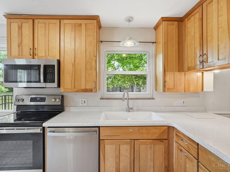10250 Kerrianna Drive, Montgomery, OH 45242 Photo 17
