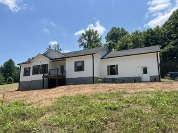 1299 Freeman Loop, Cumberland Furnace, TN 37051