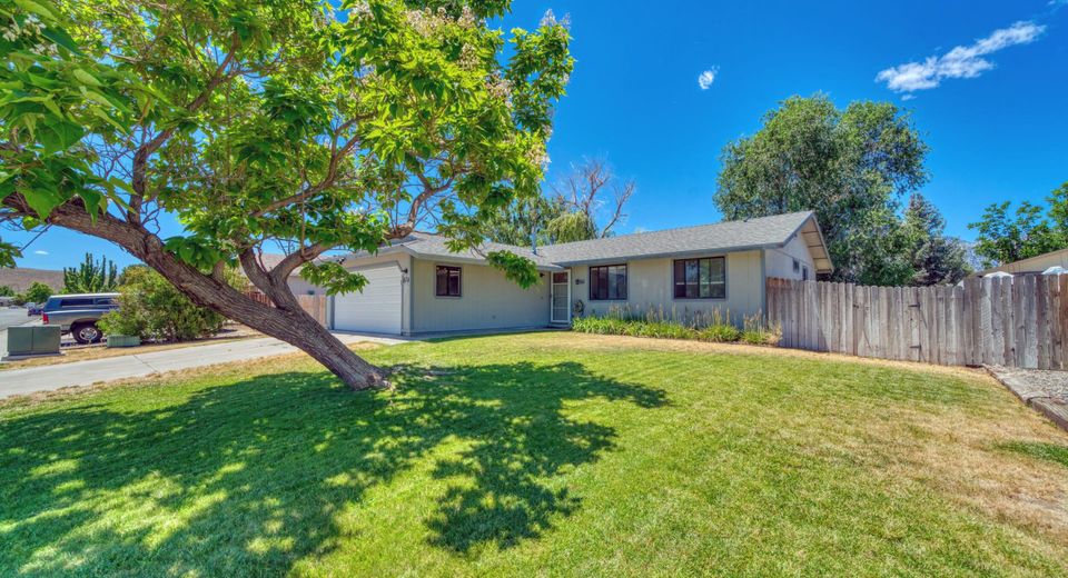 674 Bluerock Road, Gardnerville, NV 89460 Photo