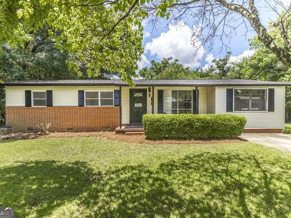 103 Lake Drive, Warner Robins, GA 31088