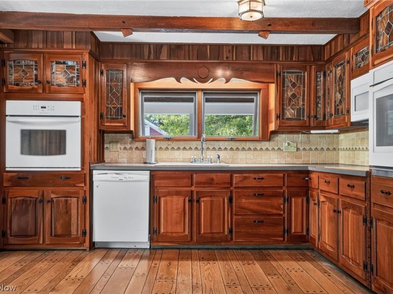 13721 Spring Street, Burton, OH 44021 Photo 20