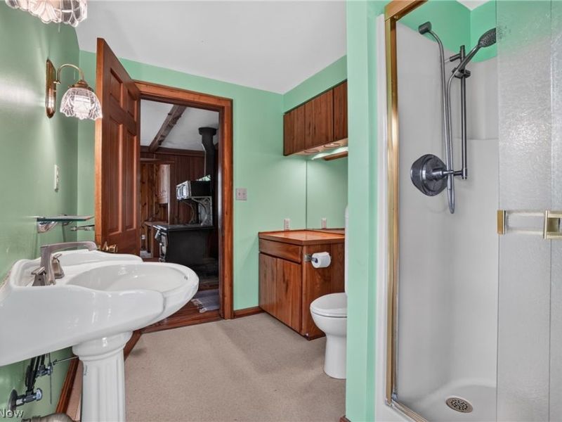 13721 Spring Street, Burton, OH 44021 Photo 28
