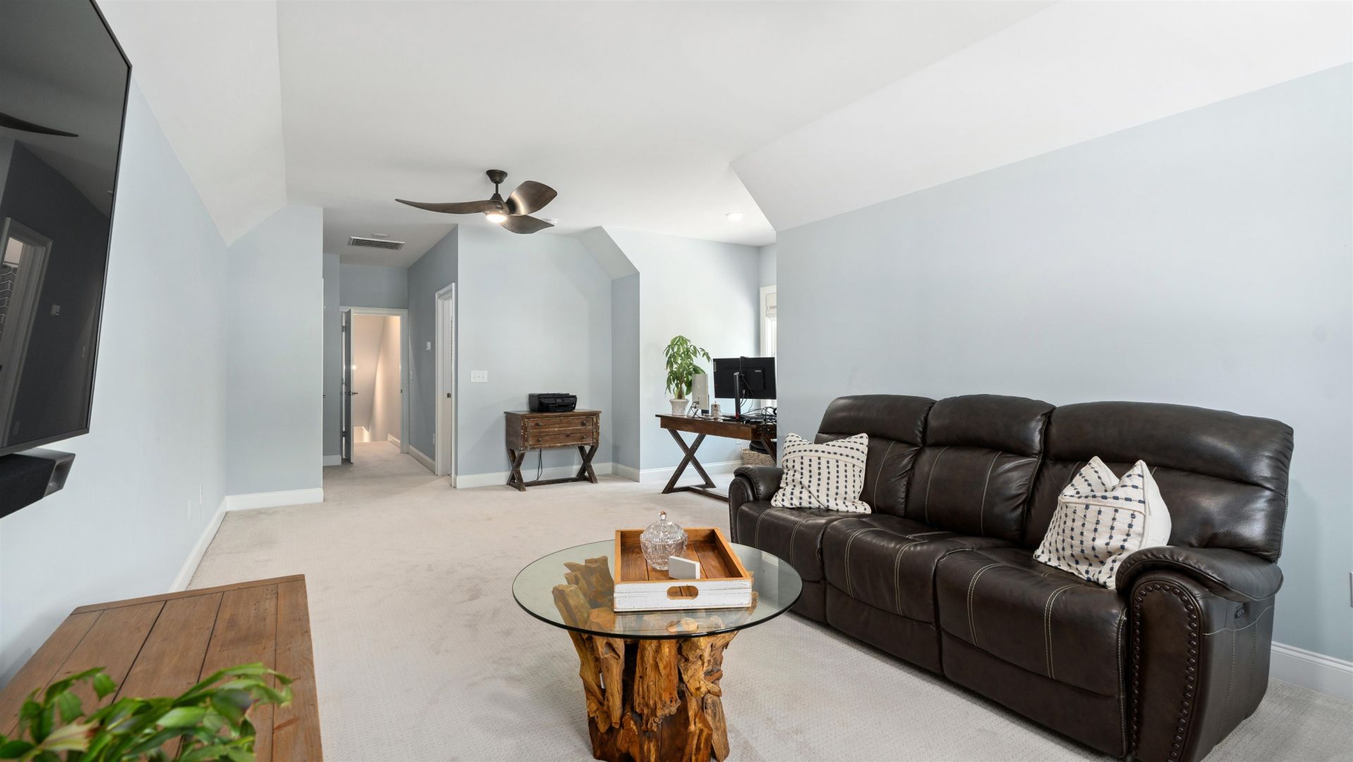 15 Cordoba Ct. Photo 34