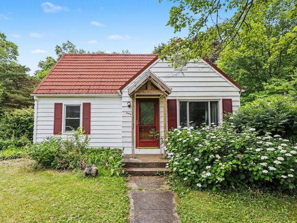 6439 Oakland Drive, Portage, MI 49024