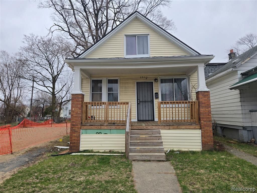 8976 Mcclellan Street, Detroit, MI 48213 Main Photo