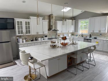 12530 POPES HEAD ROAD , CLIFTON, VA 20124
