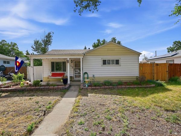 2309 Newark Street, Aurora, CO 80010