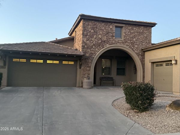 18086 W LAS CRUCES Drive, Goodyear, AZ 85338