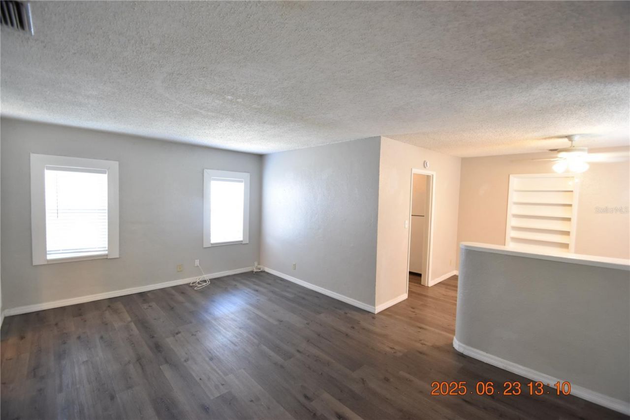 200 24th Street S, Saint Petersburg, FL 33712 Photo