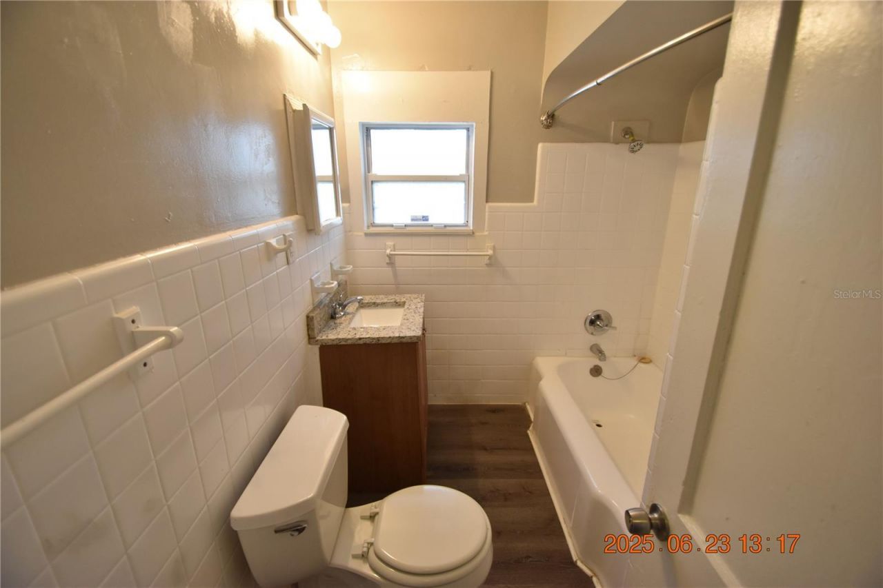 200 24th Street S, Saint Petersburg, FL 33712 Photo