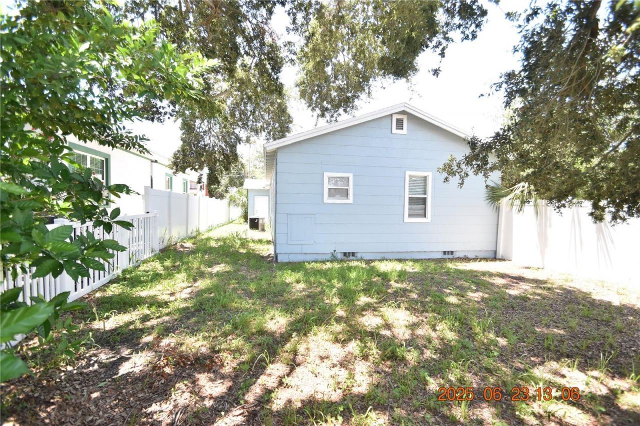 200 24th Street S, Saint Petersburg, FL 33712 Photo