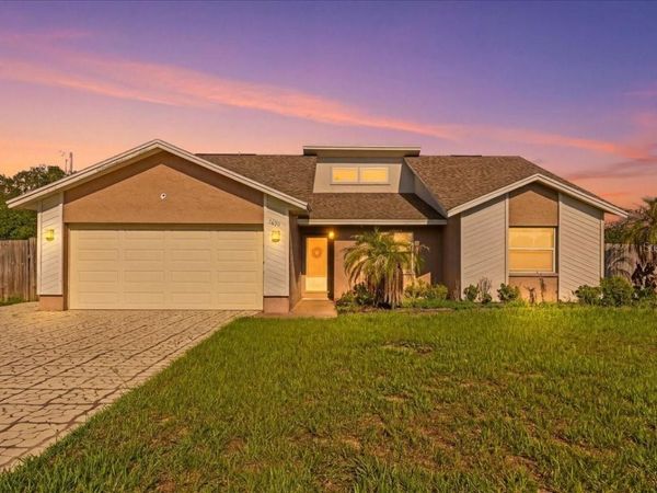 5650 EL DORADO AVENUE , LAKELAND, FL 33809