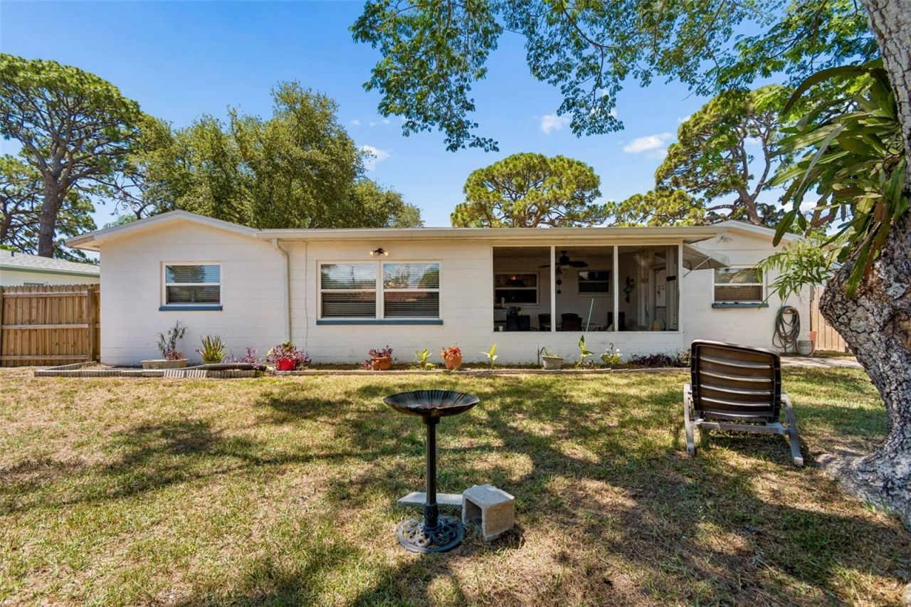 2085 68th Avenue S, Saint Petersburg, FL 33712 Photo