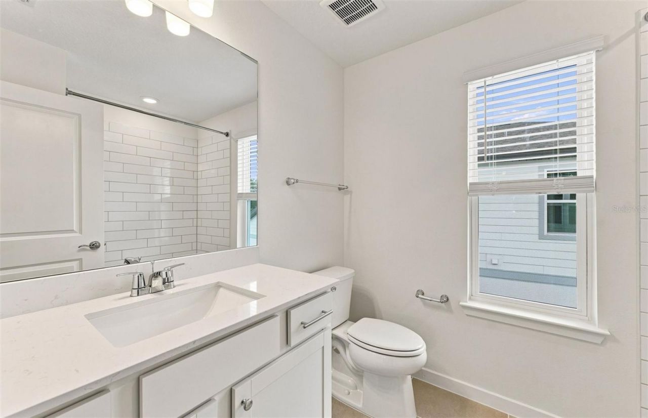 36790 Kistna Drive, Zephyrhills, FL 33540 Photo