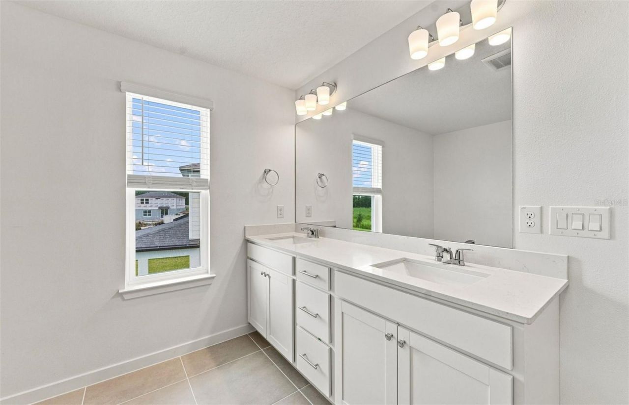 36790 Kistna Drive, Zephyrhills, FL 33540 Photo