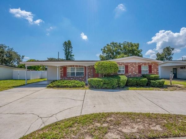 1105 N PARSONS AVENUE , BRANDON, FL 33510