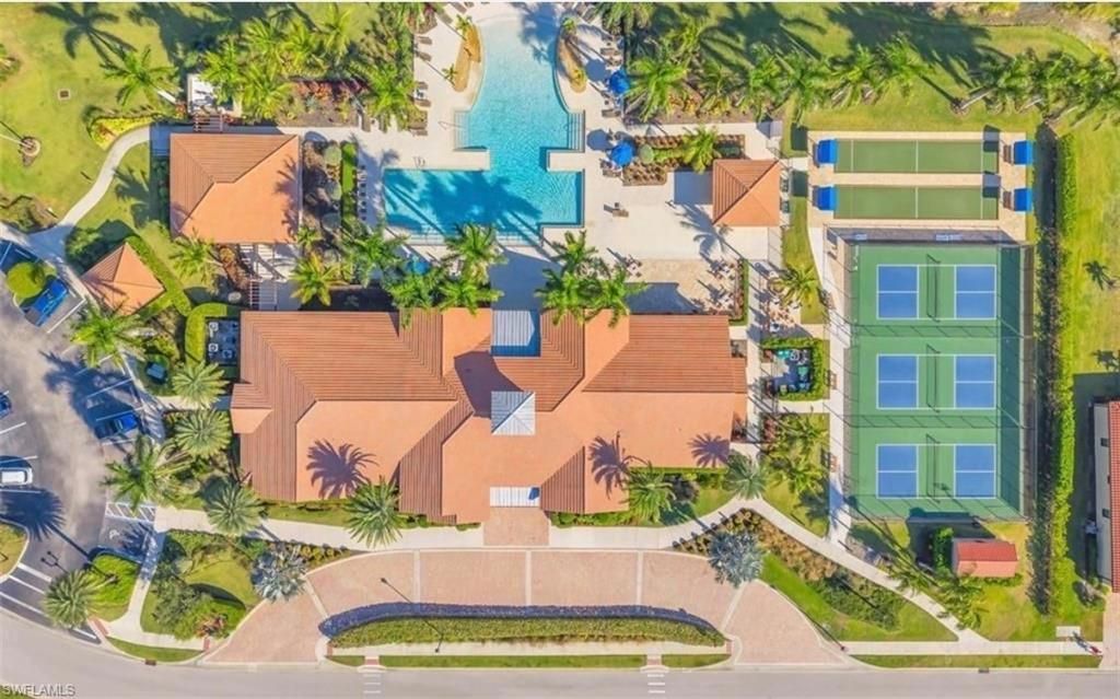 1427 Oceania Dr S, Naples, FL 34113 Photo