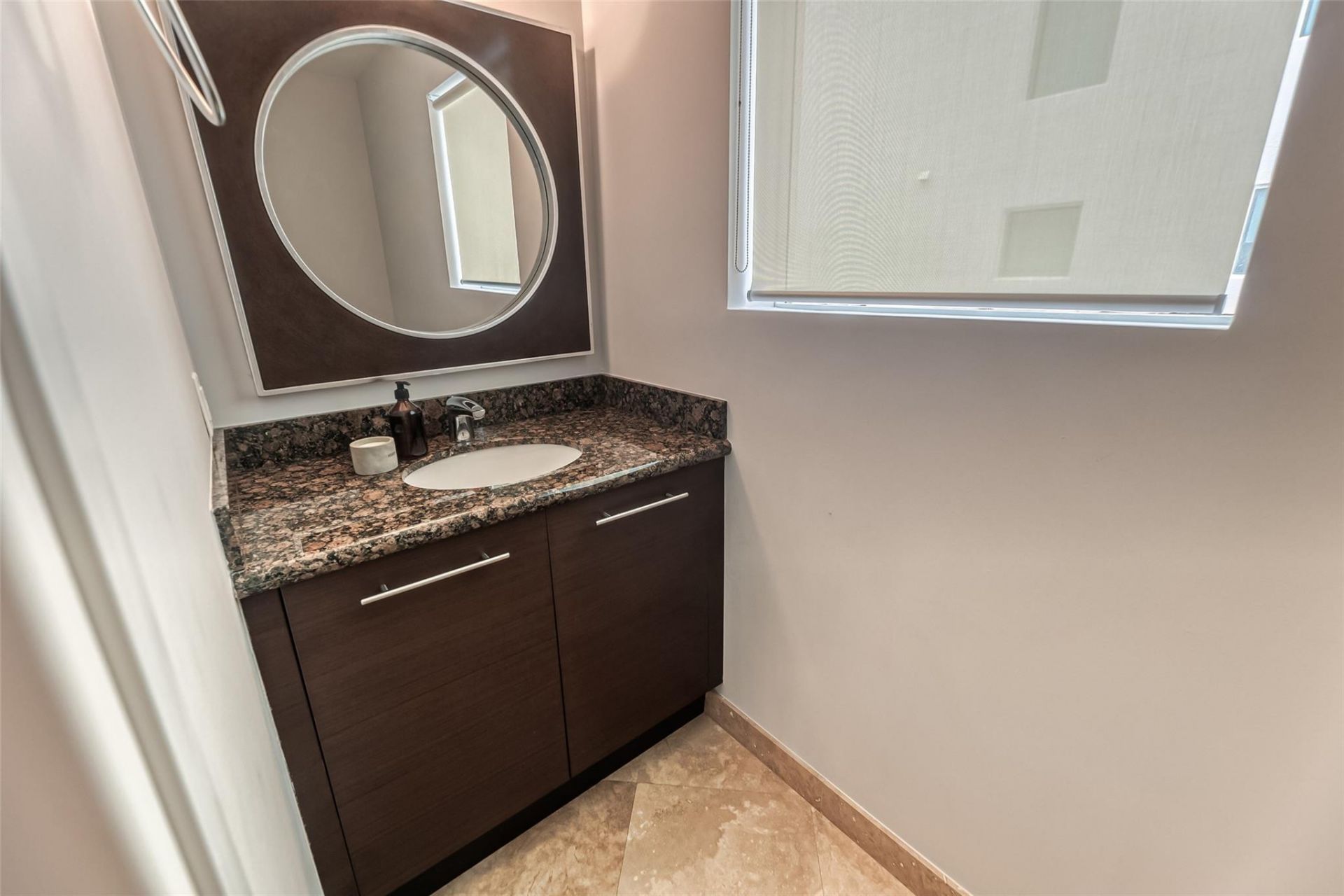 727 NE 4th Avenue, Fort Lauderdale, FL 33304 Photo