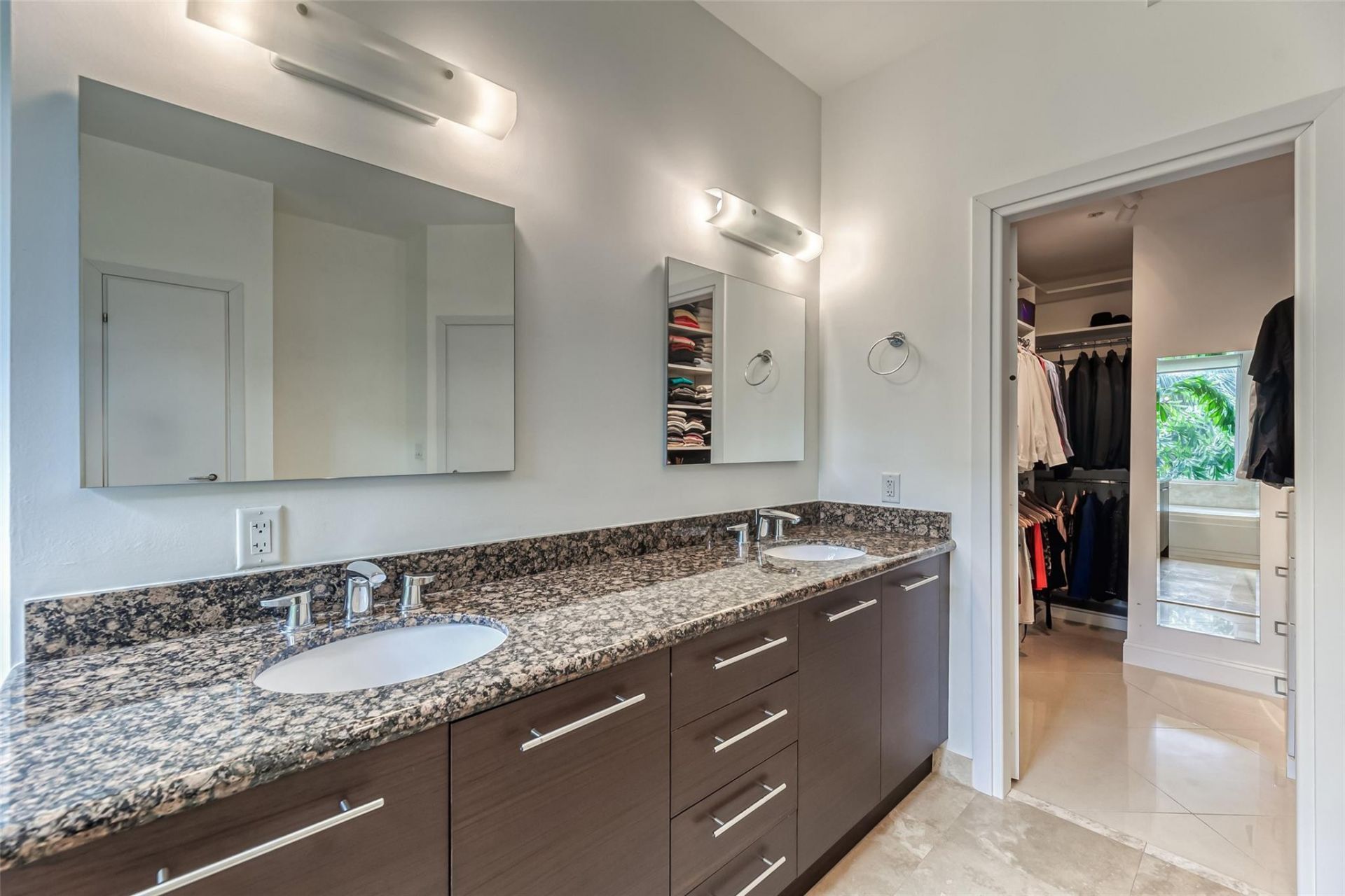 727 NE 4th Avenue, Fort Lauderdale, FL 33304 Photo