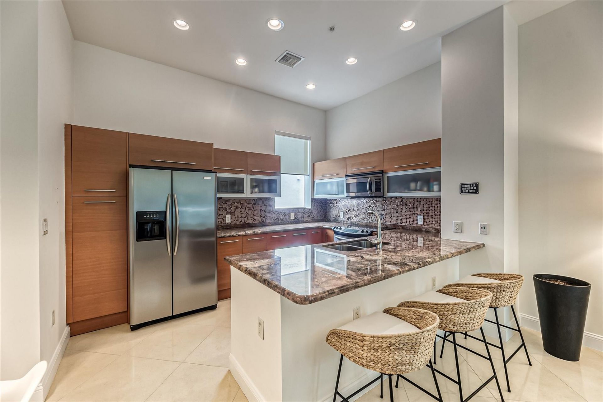 727 NE 4th Avenue, Fort Lauderdale, FL 33304 Photo