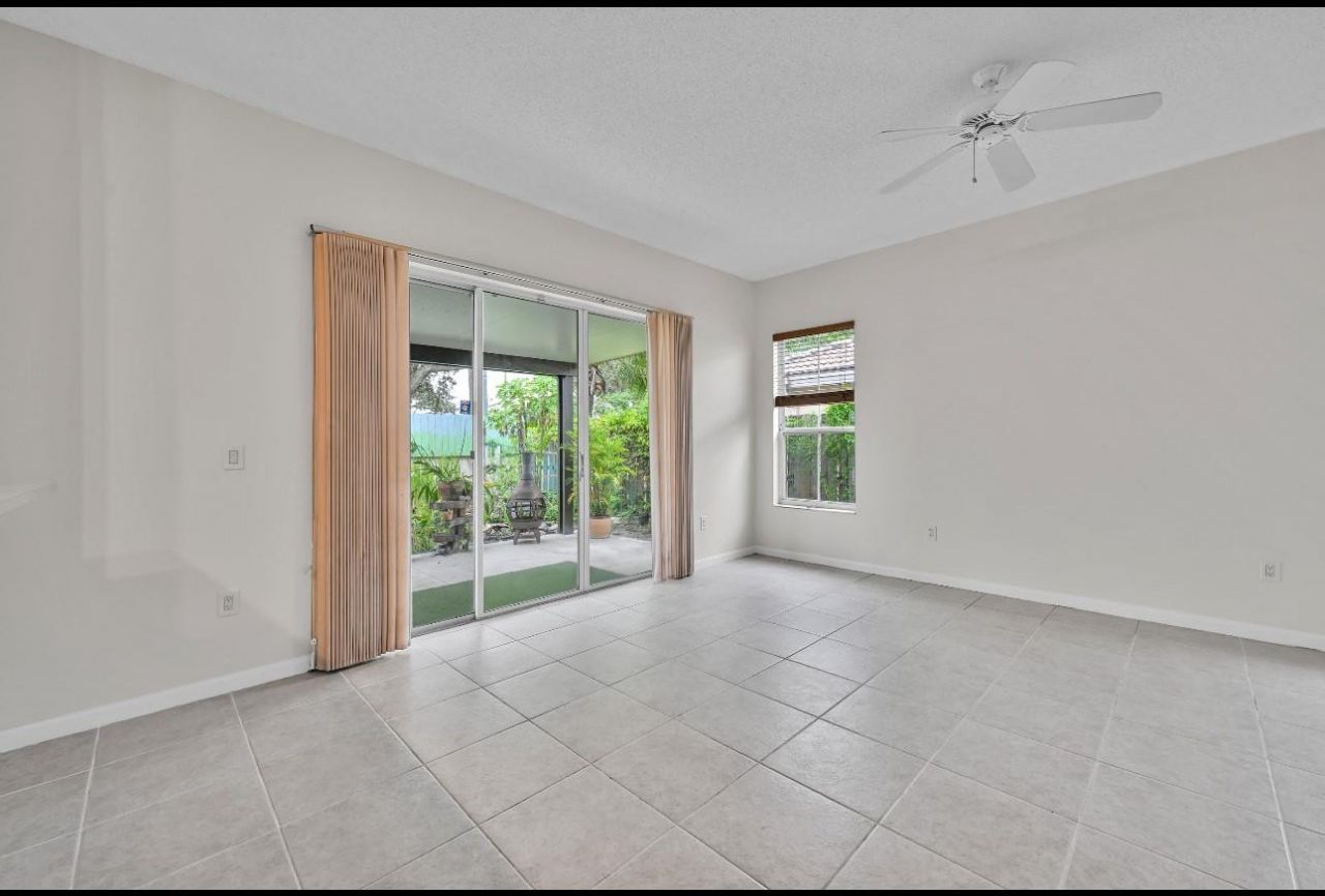 13761 N Garden Cove Circle, Davie, FL 33325 Photo