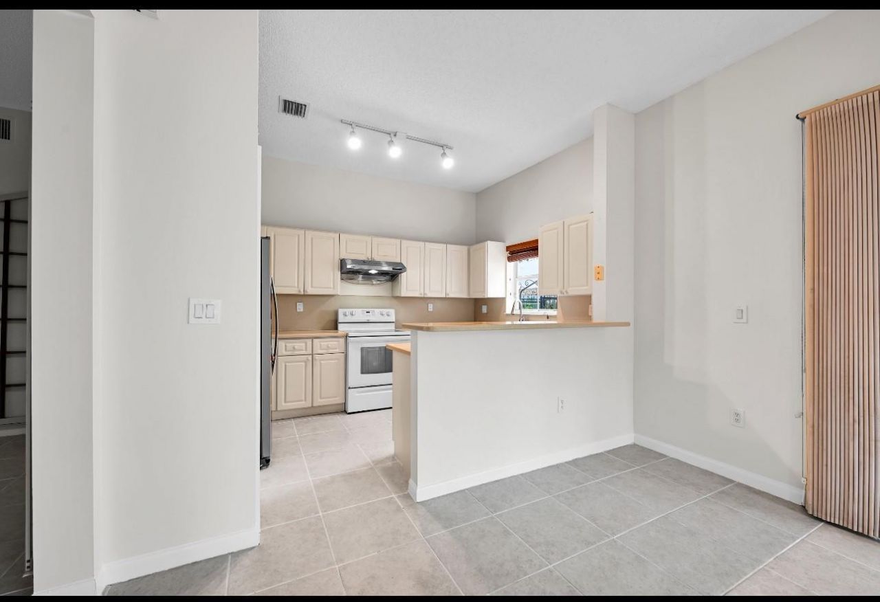 13761 N Garden Cove Circle, Davie, FL 33325 Photo