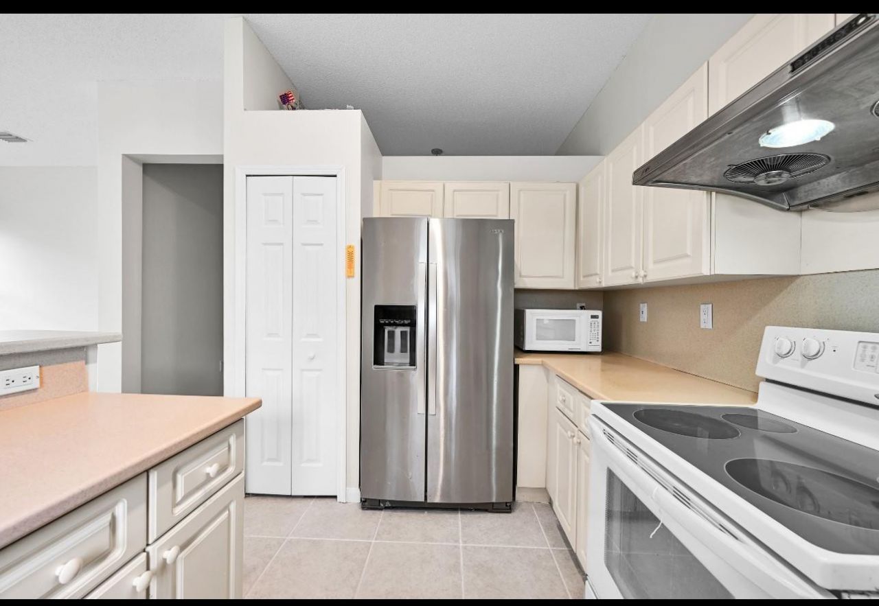 13761 N Garden Cove Circle, Davie, FL 33325 Photo