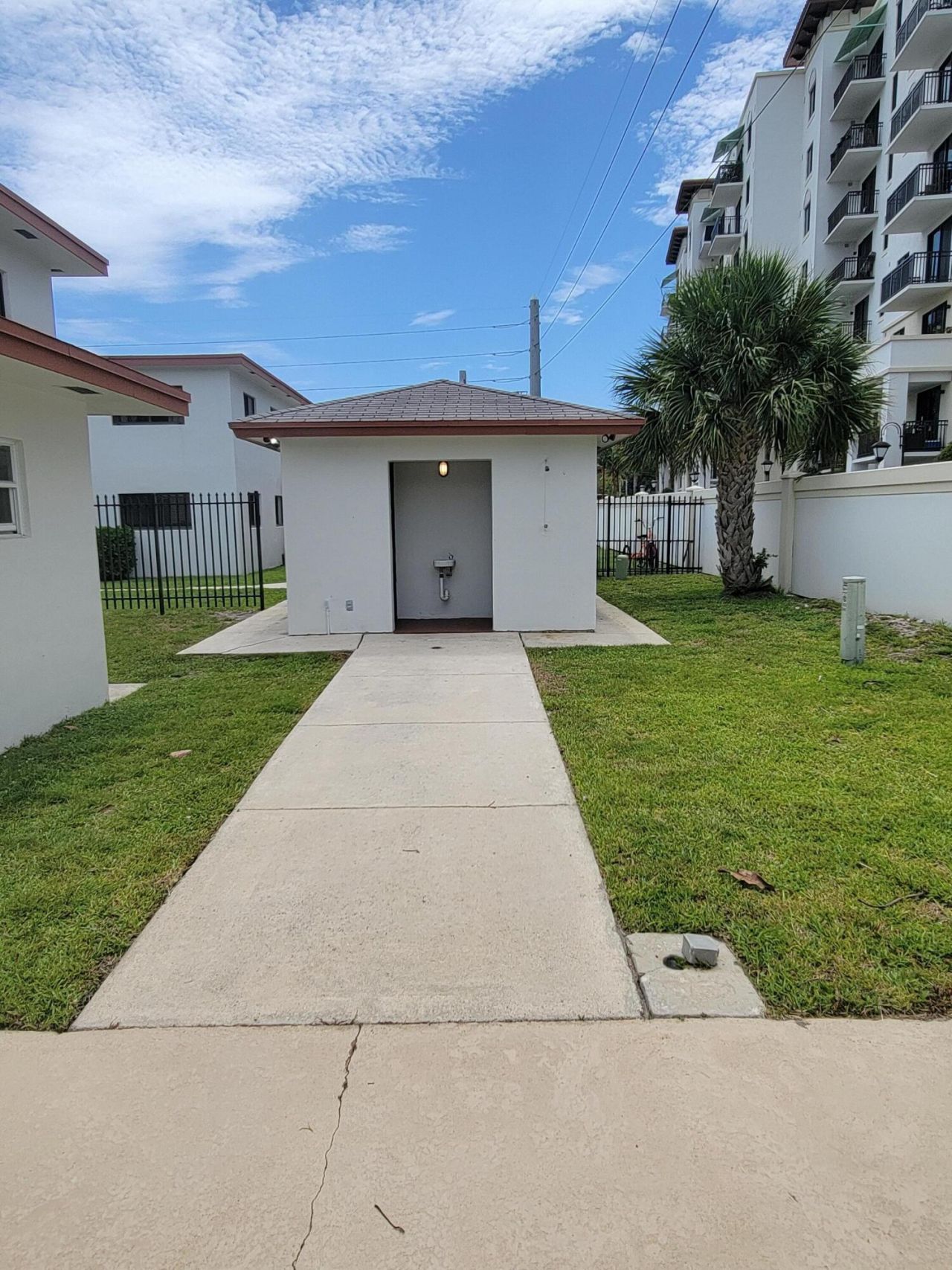 240 SW 7th Street, Unit 9, Boca Raton, FL 33432 Photo