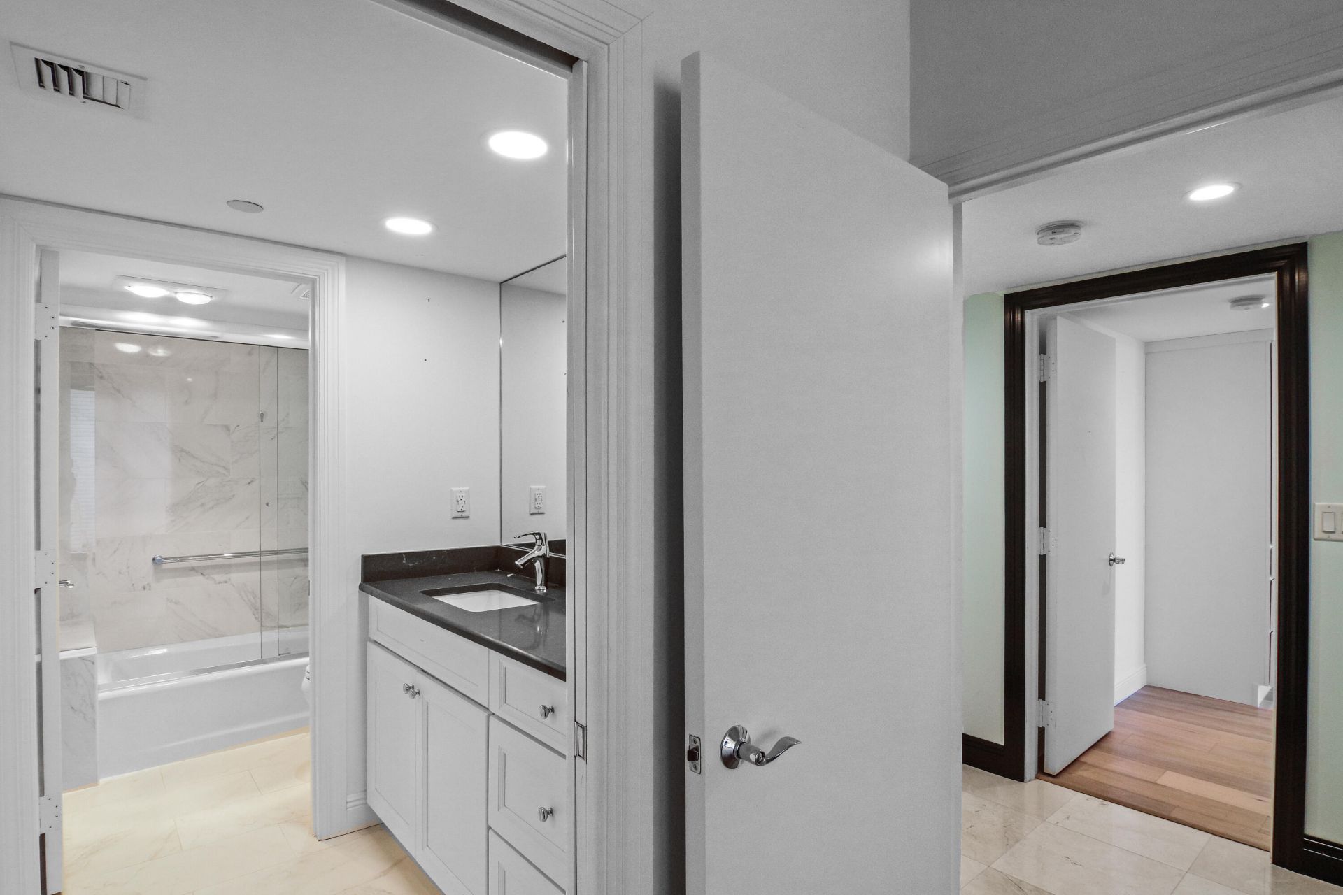 100 Lakeshore Drive, Unit 458, North Palm Beach, FL 33408 Photo