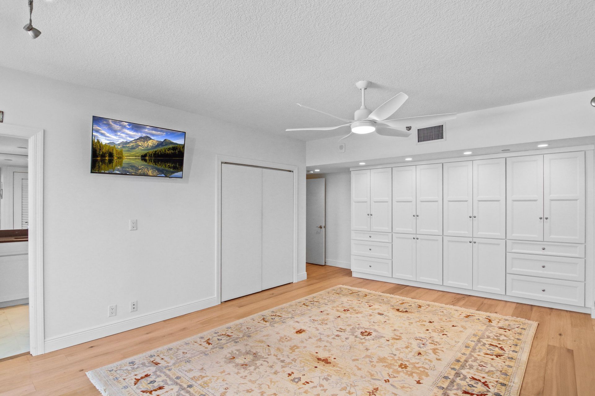 100 Lakeshore Drive, Unit 458, North Palm Beach, FL 33408 Photo