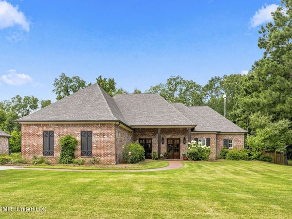 105 Carrington Drive, Madison, MS 39110