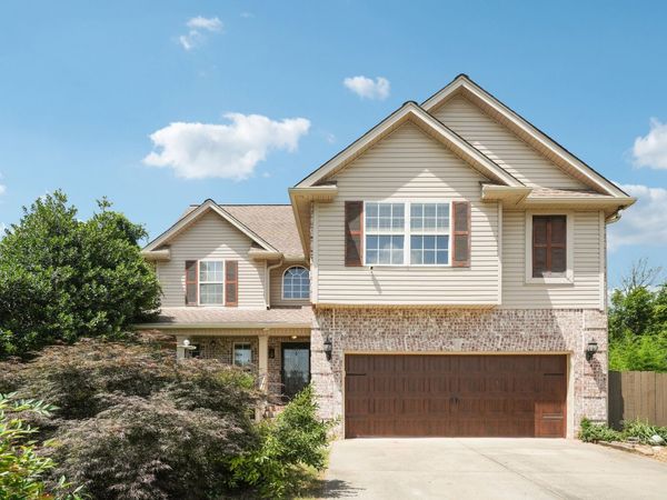 631 Keeton Ave, Old Hickory, TN 37138