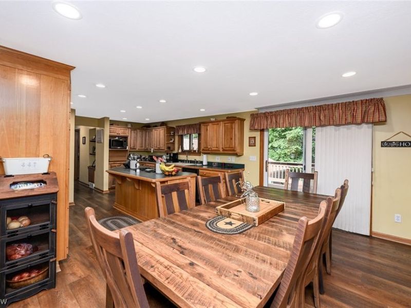 10953 Ambler Lane, Mantua, OH 44255 Photo 9