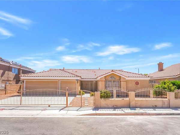 7628 Poppy Meadow Street, Las Vegas, NV 89123