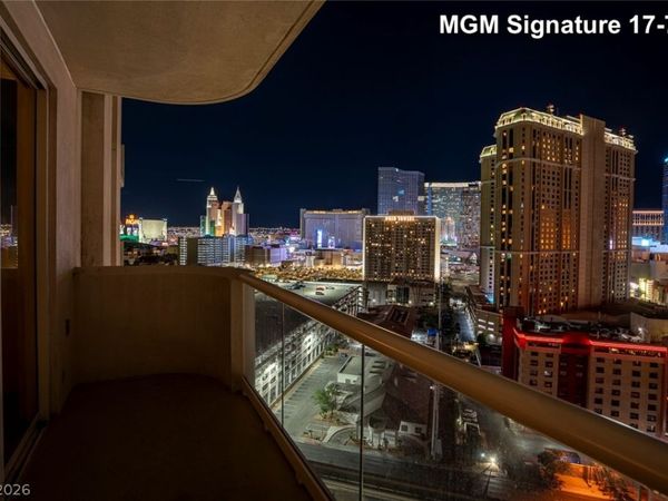135 E Harmon Avenue, Unit 1705, Las Vegas, NV 89109