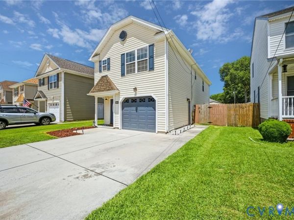 2026 Engle Avenue , Chesapeake, VA 23320