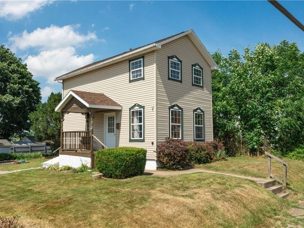 414 W Ridge Ave , Sharpsville, PA 16150