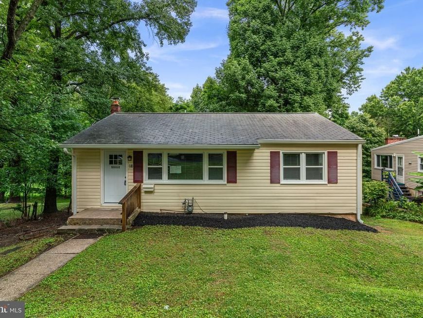 18 Grandin Circle, Rockville, MD 20851 Main Photo