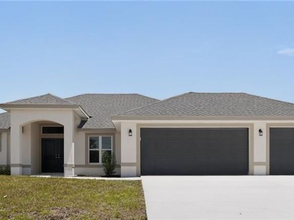 1841 Novice AVE , LEHIGH ACRES, FL 33972
